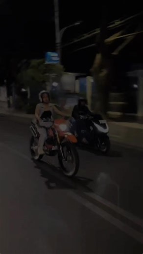 trust issue, bwanggg *bersama helm andalan 🤘🏻