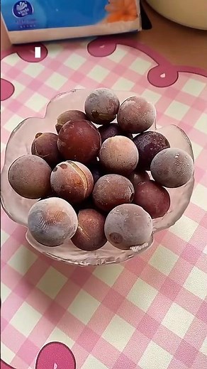 Frozen Grapes vs Fresh Grapes – Why Frozen Taste Sweeter