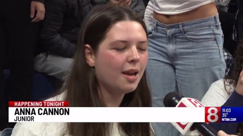 Students pack Gampel Pavilion as No. 3 UConn hosts No. 4 Arizona