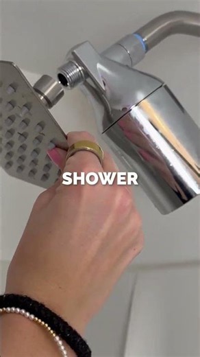 Fix dry, brittle hair with this simple water switch 🚿 Restore your shine Buy Afina today!