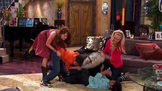Jessie S01E18 - Beauty & the Beast