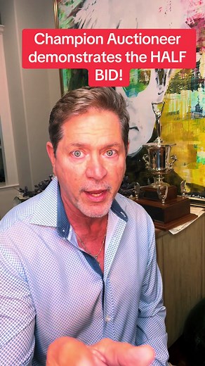 Champion Auctioneer demonstrates the half bid! Try this! #auctioneer #bidcalling #chant #auctiontok #chant #bidding #cows #learntoauctioneer #fypツ