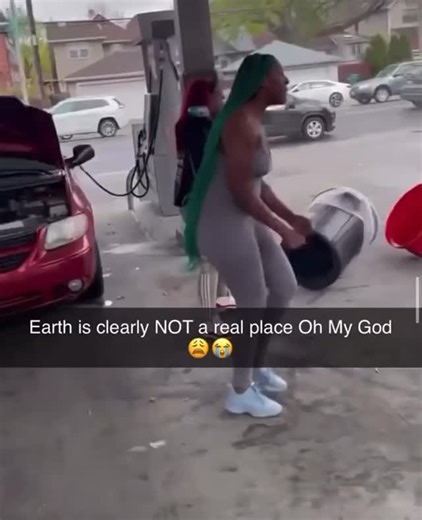 This cant be real on Instagram: "It’s a crazy world out here. #Accident #CarCrash #Women #BunchOfLadies. #Girls #Ladies."