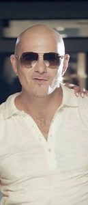 El Taxi (part. Osmani Garcia y Sensato) | Pitbull - LETRAS.COM.BR