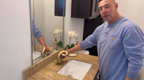 Elegant Alien Chrome Bathroom Sink Faucet Single Hole,AUU Chrome Polished Waterfall Vanity Sink Faucet Solid Brass,Single Handle Basin Tap with Pop Up Drian&Deck Plate - Amazon.com