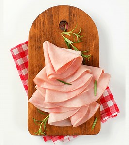 Is Ham Healthy: 6 Benefits And 6 Risks To Consider