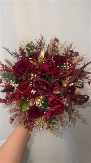 The perfect rustic wedding bouquet!🥹 #fy