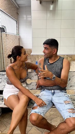 Daniela Martins on Instagram: "Mas eu quero um carro 😭"