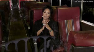 Singer-songwriter Kelly Lang releases new cover of "Midnight Train To Georgia"