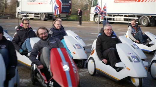 42K views · 410 reactions | It was supposed to be the vehicle of the future, but the Sinclair C5 electric tricycle was a massive flop when it launched in 1985. Only 14,000 were made and this year marks the 40th anniversary of the design. | Channel 5 News | Facebook