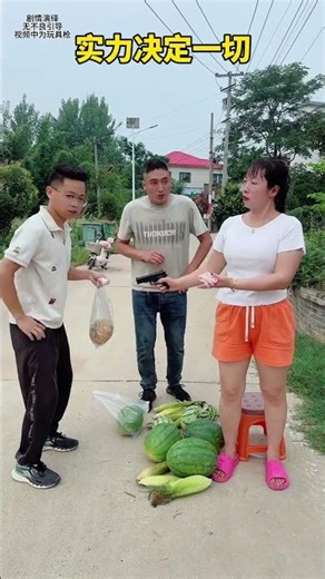 Failing to steal chicken but lose some rice #a comical post of Aohao Room’s hunk guy