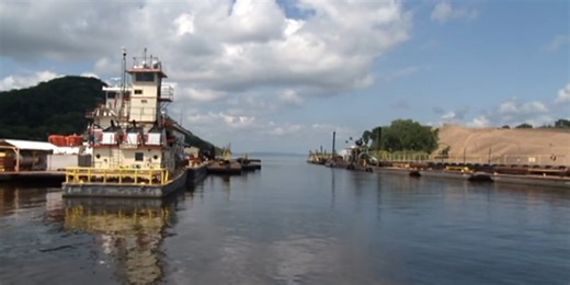 Mississippi River dredging project gets underway Monday in Wabasha
