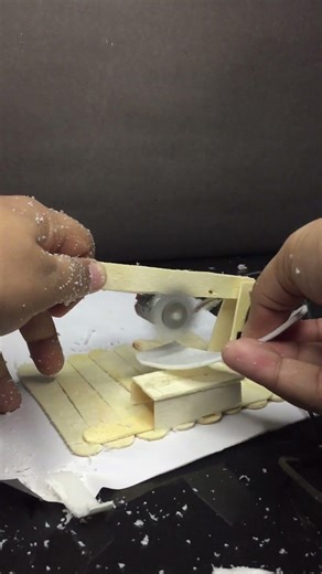 DIY Mini Grinder Machine | Ice Cream Stick Science Project #shorts