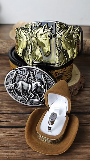 Horse buckle with a secret #horsebuckle #HiddenLighter #SurvivalGear #GiftForHim #christmasgiftideas #CowboyVibes #Cowderry | Cowderry