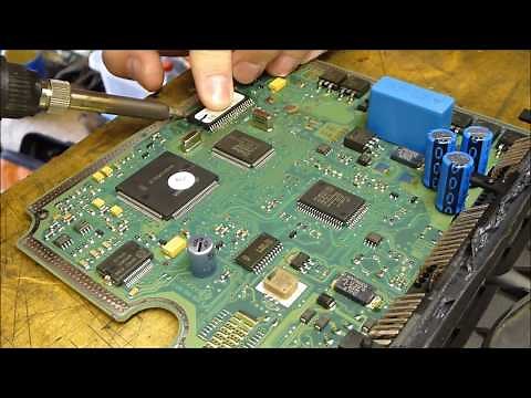 How to de-solder and repair broken Bosch EDC15C2 ECU from 2.0 HDI (old school technique)