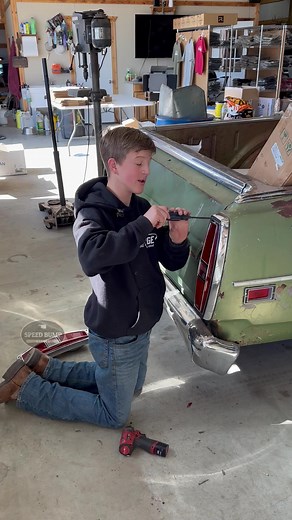 New parts for the Junkyard Ranchero🔥#willitrun #ranchero featuring @GrowJack #1970ranchero #1971ranchero #Torino #junkyard #abandoned #forgotten #junkyardjack #rancherokid #cleftstrong