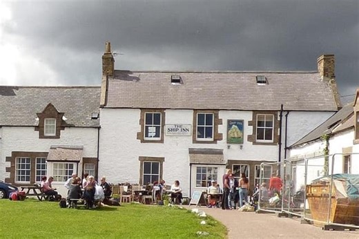 10 of Northumberland’s best coastal pubs for pints with sea views and sunshine