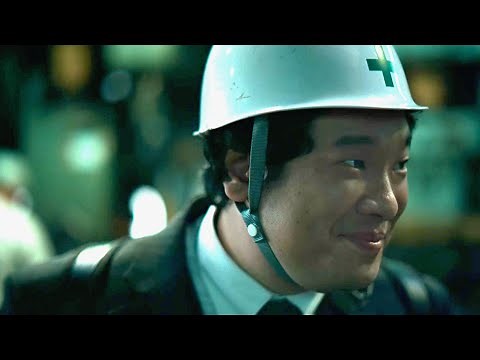 Okazaki Taiiku sings the famous song "Midnight Expressway" with passion. He plays the role of an ...