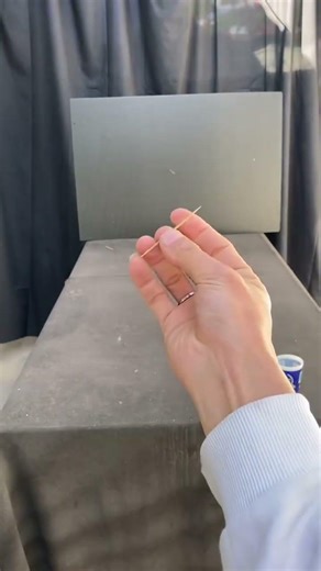 弹指牙签 #FlyingCardsXiaozhi