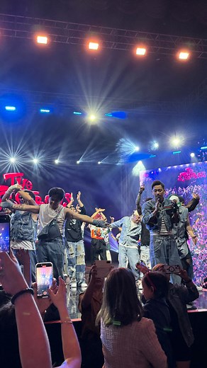 The #Streetboys share a sentimental and heartfelt moment with their only manager for 31 years, Chito Roño. They reminisced about their career and shared that they were not bound by a contract, but they were bonded together by trust and love. #SB90s #StreetboysAtTheBigDome | New Frontier Theater