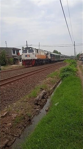 Manahan relasi Gambir - Solo Balapan,, "Kenceng juga" #keretaapi #keretaapiindonesia #manahan