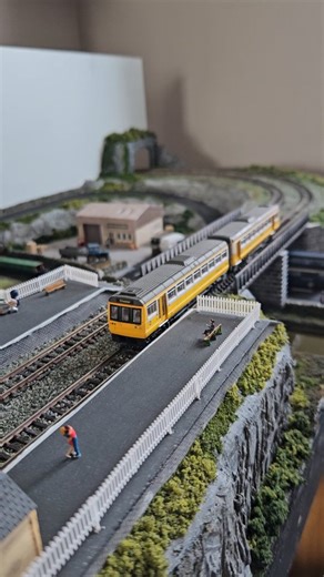 Torrindale Micro N gauge layout #modelrailway #modeltrains #trains #ngaugemodelrailway #ngauge #dapol #dapolclass142 #grahamfarish #micromodelrailway | North West Trains
