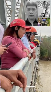 Con cái nó có tôi gì đâu? sao mà Ngu Dại thế bạn ơi. Thương lắm: 2 thiên thần bé nhỏ, nhìn các con hồn nhiên vậy mà sao nỡ 🥲 Vợ chồng trẻ quen nhau trong thời gian làm việc ở nước ngoài và có với nhau 2 bé gái xinh xắn 4 tuổi và 5 tuổi, những tưởng cuộc sống sẽ hạnh phúc ềm đềm như vậy thì gần đây gia đình không còn được êm ấm và trong lúc nóng giận anh chồng đã tác động vật lý chị vợ, khiến chị vợ bỏ về nhà bên ngoại thì người chồng đã đưa cả 2 con nhỏ cùng mình sang thế giới bên kia dưới sông