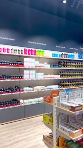 OUVERTURE BIOTECHUSA 💪 Votre nouvelle boutique @biotechusa_les3fontaines_ vient d’ouvrir ses portes aux 3 Fontaines ! 🤩 Et venez rencontrer Alexandre, le gérant de la boutique pour des conseils sur votre alimentation ou sur l’entraînement ! 📍 Proche d’Okaïdi, Niveau 1✨ | Centre commercial Les 3 Fontaines