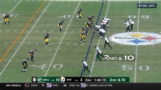 Breece Hall locates running lane for 16-yard rush