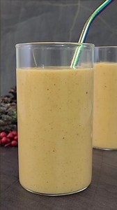 Persimmon Smoothie - Healthy Breakfast Recipe - Christmas Holiday Smoothie #persimmon #smoothie
