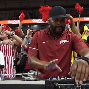 43K views · 919 reactions | Your first chance to see your 2024-25 Arkansas Razorbacks Men's Basketball team is THIS WEEKEND in Hot Springs and Pine Bluff! Info & Tickets: https://bit.ly/3Y3E8Ib | Arkansas Razorback Men's Basketball | Facebook