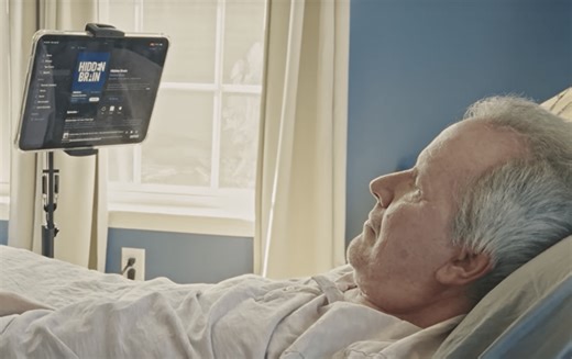 Synchron BCI: Hirn steuert iPad via HDI – neues Demovideo