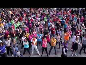 Glee Flash Mob 2013 - Seattle