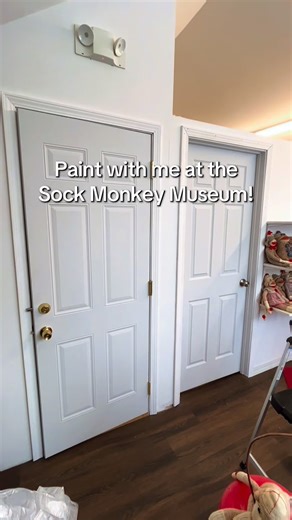 Sock Monkey Museum on Instagram: "⭐️It’s a brand new year, and there’s always something fun happening at the Sock Monkey Museum! 🙉🥳We’re thrilled to announce that Roxanne, the talented artist behind our Sockumentary Room mural, has returned to brighten up our Red Heel Hangout! Her latest mural is giving our visitors, and our monkeys, even more to smile about. Be sure to check it out on your next visit. Thanks for the love Roxanne👩‍🎨🎨🫟💖 #sockmonkeymuseum #longgroveillinois #sockmonkey #mus