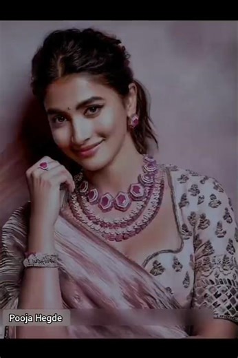 #pooja #poojahegde #paramsundari #puja #song #music