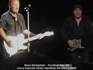 Bruce Springsteen - You Never Can Tell - Live at Comcast Center, Mansfield, MA (08/23/2009)