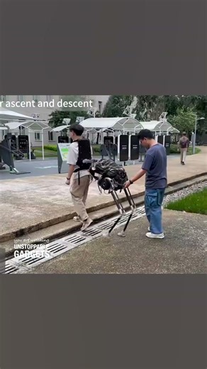 This wearable robot gives you two mechanical legs