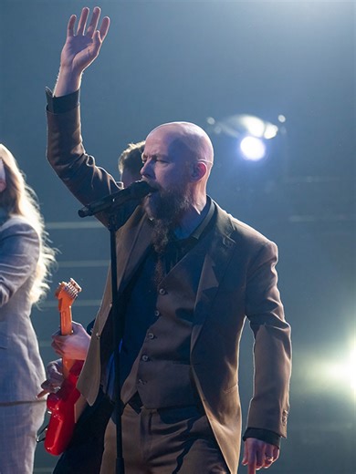 Vesterinen Yhtyeineen Keikka The Voice of Finlandin Finaalissa