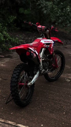 CRF250R: The Ultimate Honda Motorcycle Experience