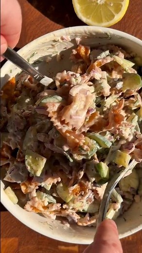 Ultimate Crispy Pasta Salad Full Recipe via #pastasalad #pastarecipe