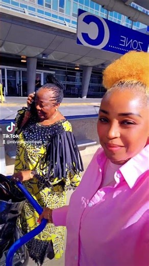 MY MOTHER RETURNS FROM KINSHASA: BETWEEN TEARS AND LIGHT