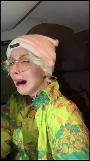 Cosplay Kiss Moment: Tokyo Revengers Rindou and Ran Haitani