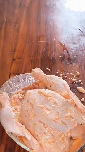 150K views · 740 reactions | Frango assado na grade do fogão #facebookreels | Marcela | Facebook