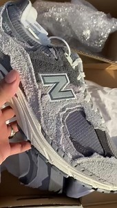 1.1M views · 66K reactions | Unboxing my order from Ox Street ☁️略 Sign up here to get 767php off your first order ✨ https://oxstreet.com/signup?rid=50ecea3118a34239bc8cf1606640bde6 | Al James | Facebook