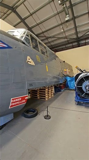 Avro Shackleton AEW.2 (WR960)