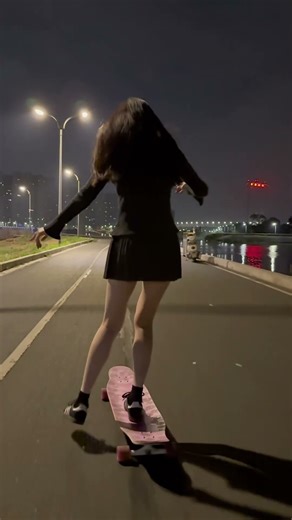 #longboarddancing #longboard #dance #skatebord #longboardtricks #skateboarding