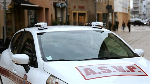 Des caméras qui scannent votre plaque : la France prépare un réseau de surveillance automobile sans précédent