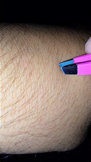 Can This Precision Slant Tweezer Grab 1 Hair? 😱 | Eyebrow Tweezer Test #Shorts