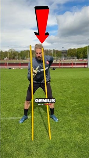 Goalkeeper Reflex Drill You Can’t Beat 😳⚡#shorts #fitness