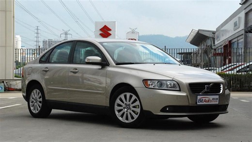 实拍长安沃尔沃S40